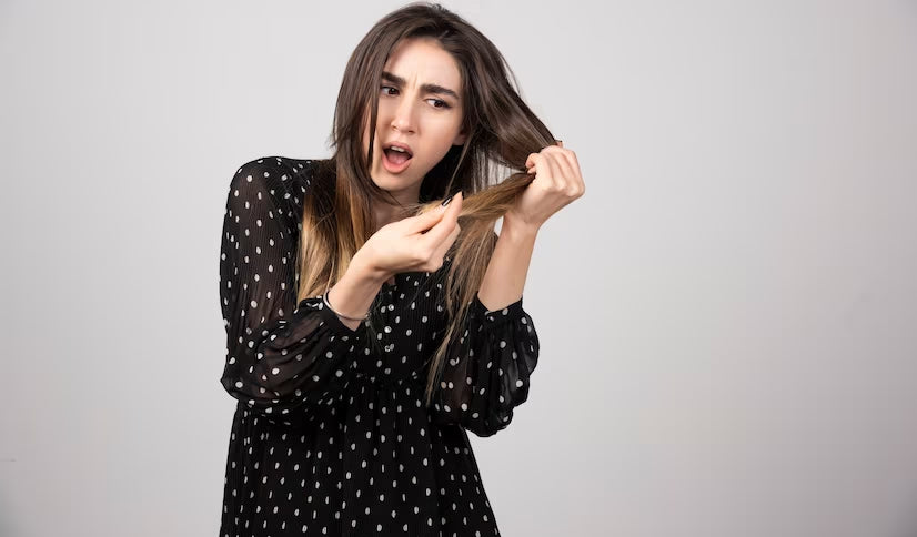 How to Get Rid of Dandruff Flakes on Your Scalp?