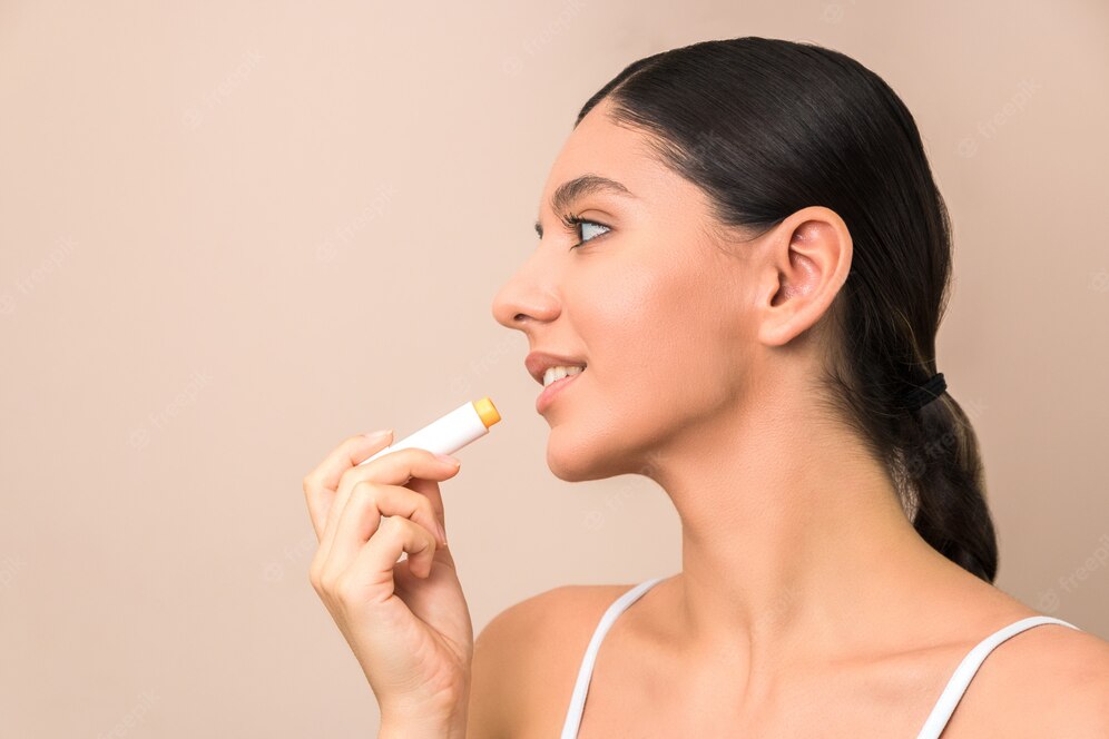 Which Lip Balm is Ideal for Chapped and Dark Lips In India?